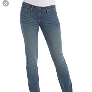 Levi Signature modern straight 6M light Acid Wash